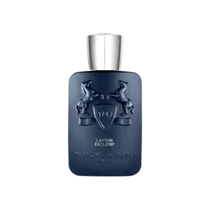 Flacon bleu mat Parfums de Marly Layton Exclusif avec deux chevaux gravés.