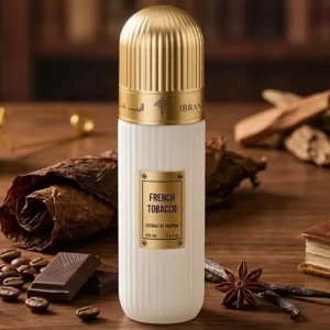 Flacon de parfum French Tobacco entouré de chocolat, café et épices.